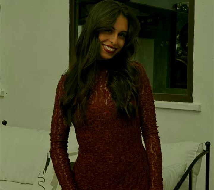 Abril Mestanza escort