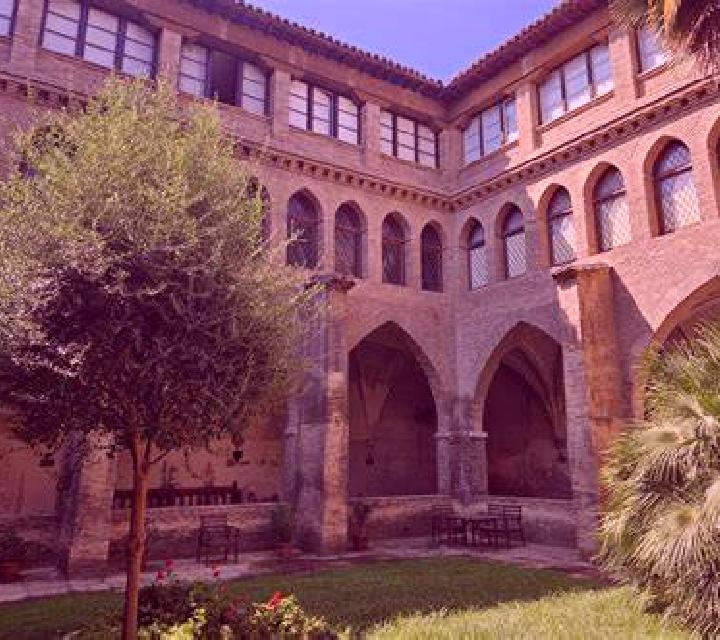 Aitana Mezquita de Jarque escort
