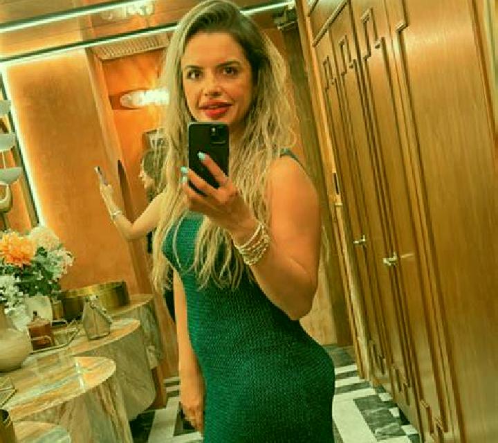 Alba Esquivias escort