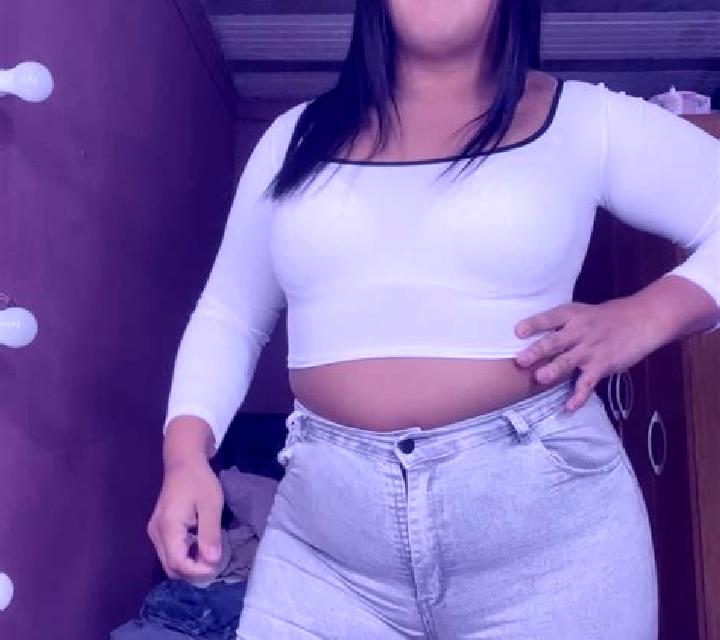 Alejandra Asturianos escort