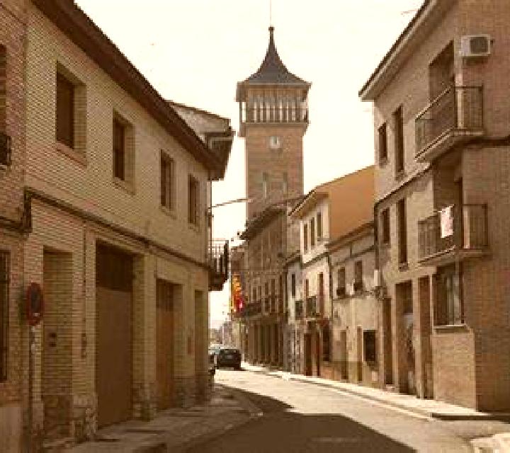 Alejandra Fuentes Claras escort