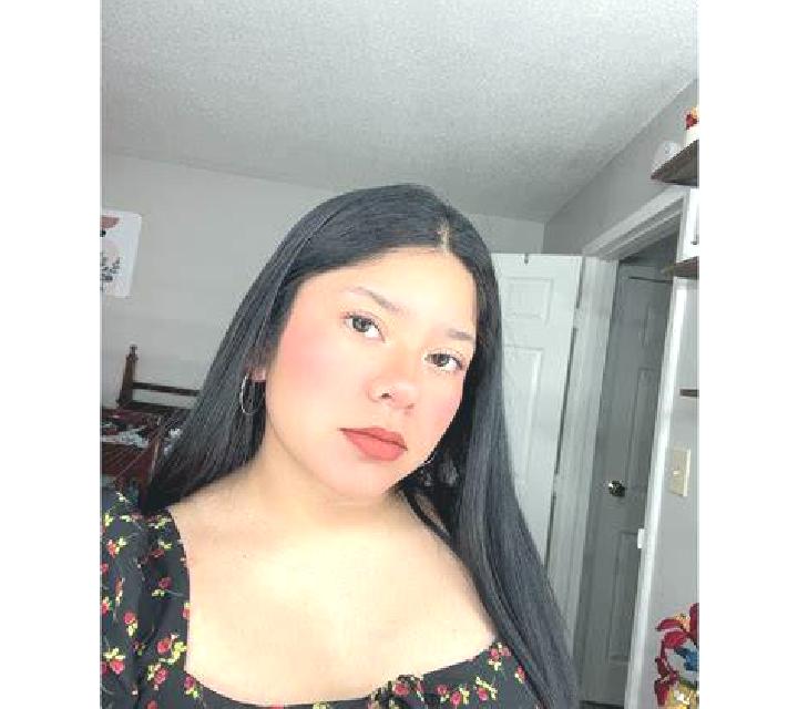 Alejandra Oquillas escort