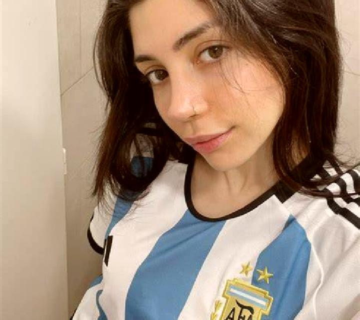 Amanda 3 Abadin escort