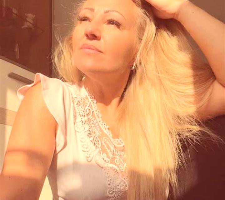 Amaya Murla escort
