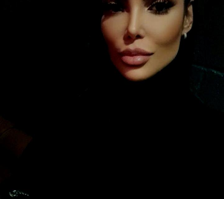 Antonella Llano de Olmedo escort