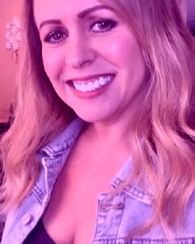 Beatriz 3 Petrola escort