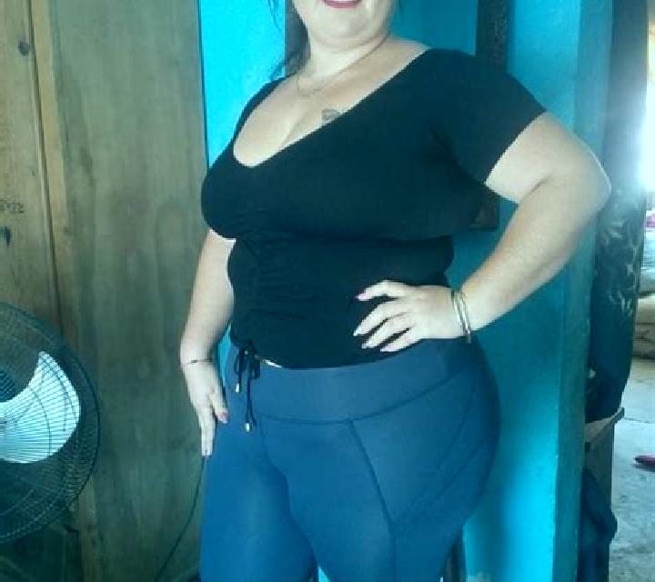 Camila Riano escort