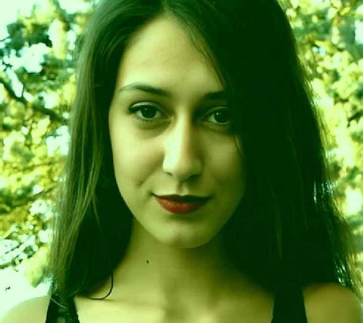 Carla Reznos escort