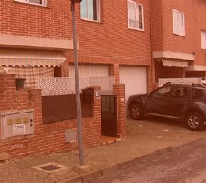 Carmen Chamberi escort