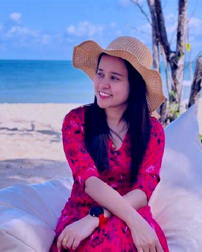 Carmen Maceda escort