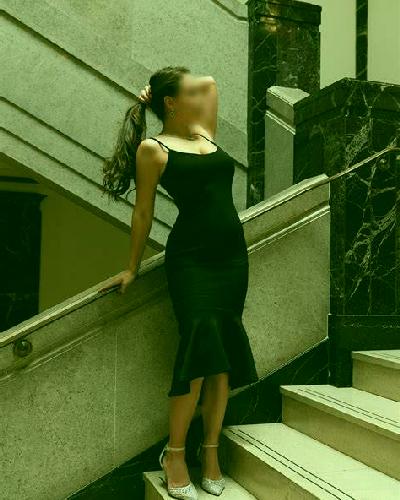 Carmen Singra escort