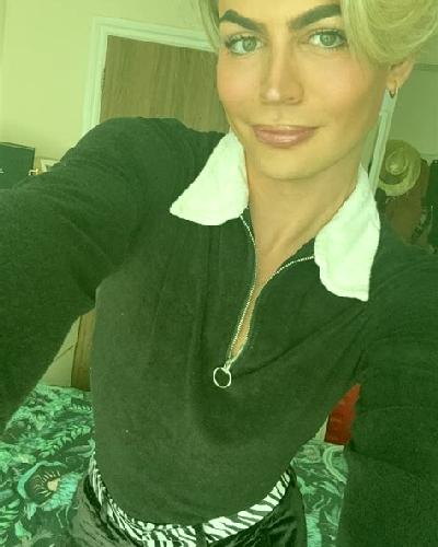 Cecilia 2 Novallas escort
