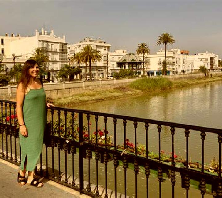 Cecilia 3 Canfranc escort