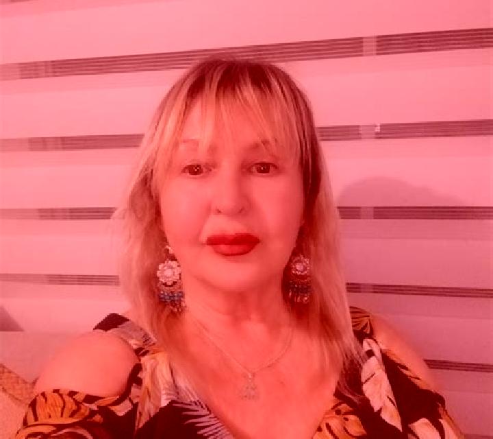 Cecilia Caminreal escort