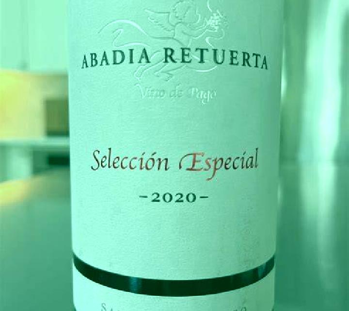 Claudia Senes de Alcubierre escort