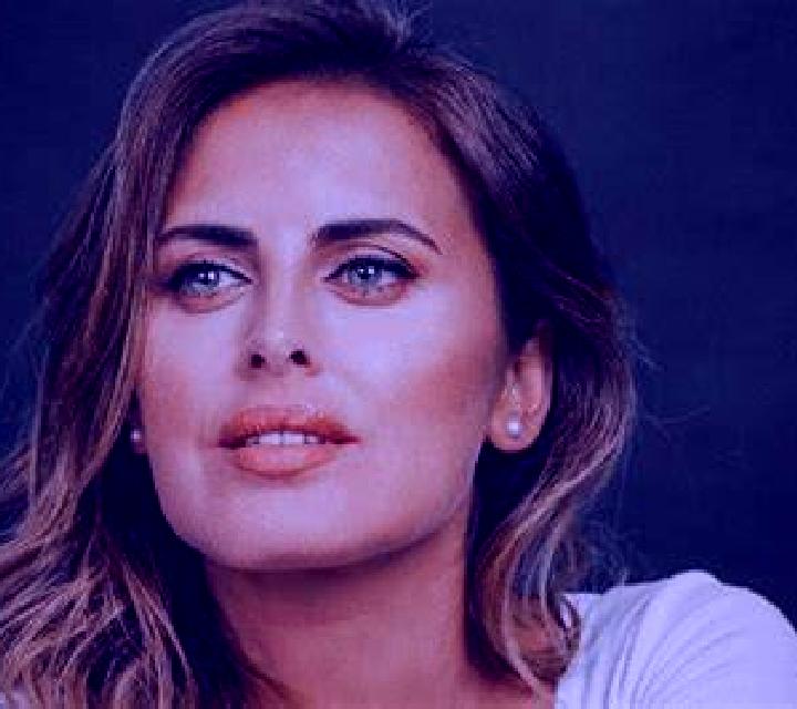Diana 2 Oronz escort
