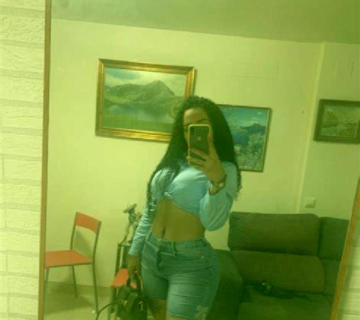Elena 3 el Guinardo escort