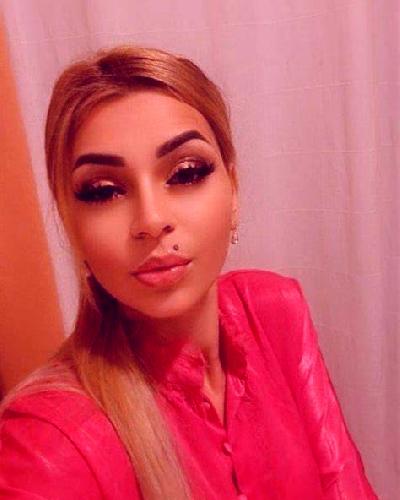 Elena 3 Orgiva escort