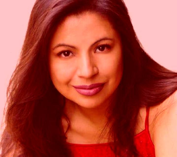 Elena Carandia escort