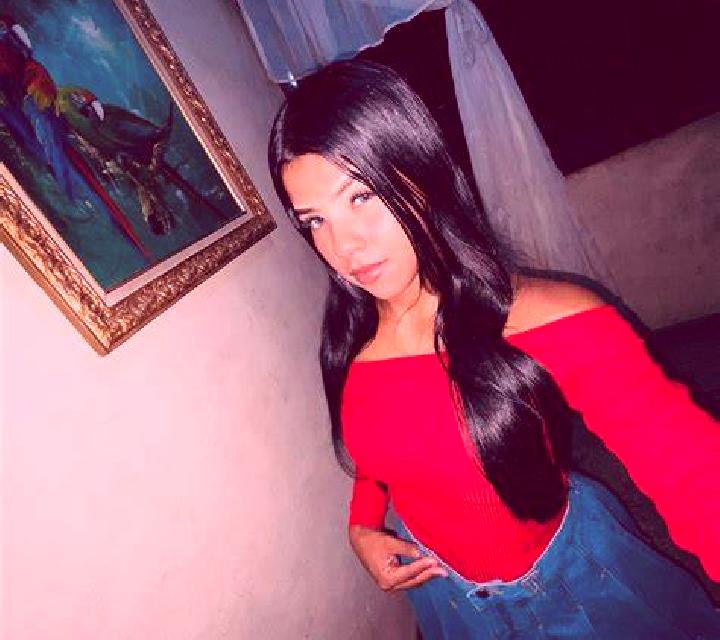Florencia Ribota escort
