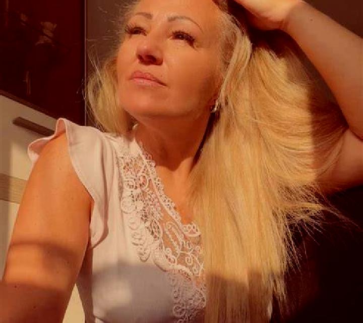 Gabriela 3 Vilamarxant escort