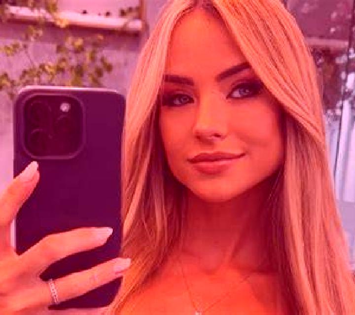 Gabriela Sopela escort