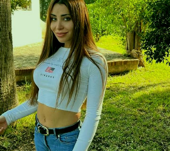 Giulia Abiego escort