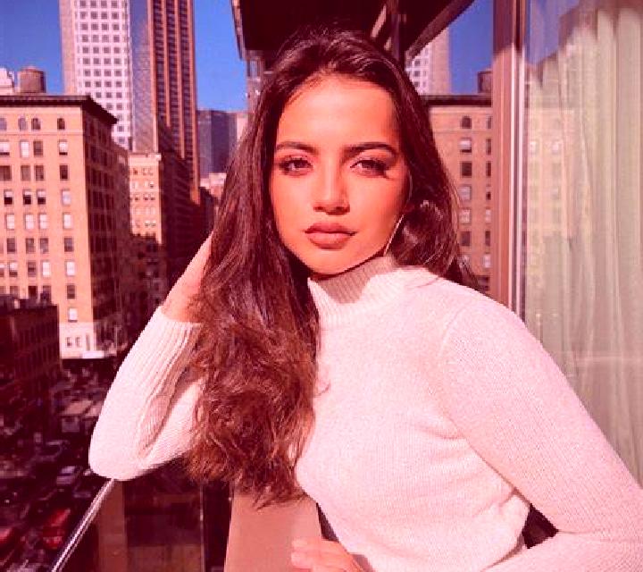 Isabela Constanti escort
