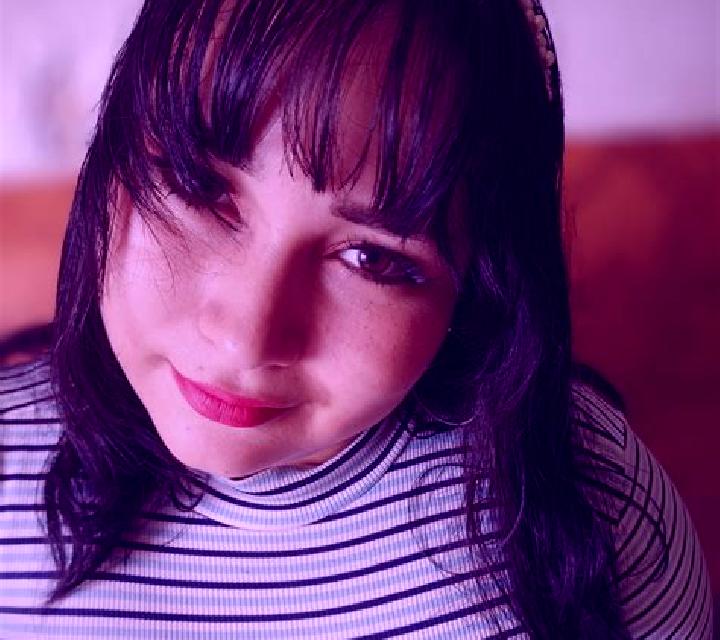 Isabella Piles escort