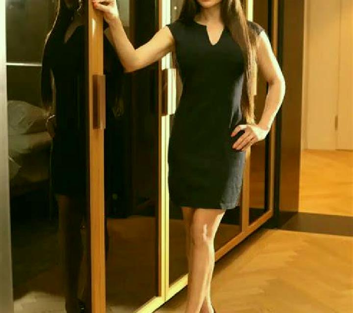 Isabella Solanillos del Extremo escort