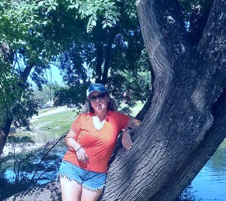 Jade Plenas escort
