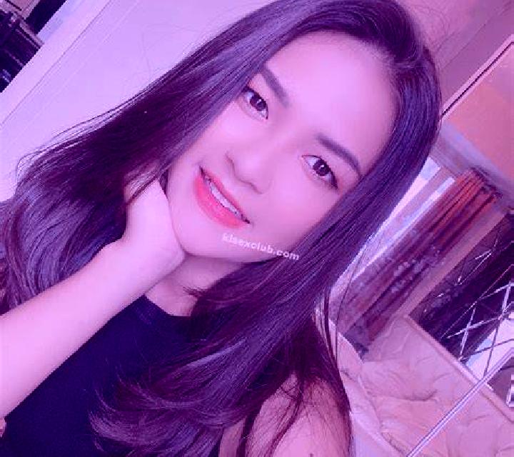 Julia 3 Jalance escort