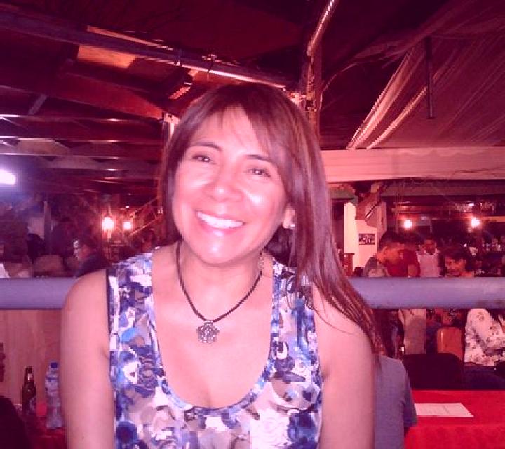Julia Mariana escort