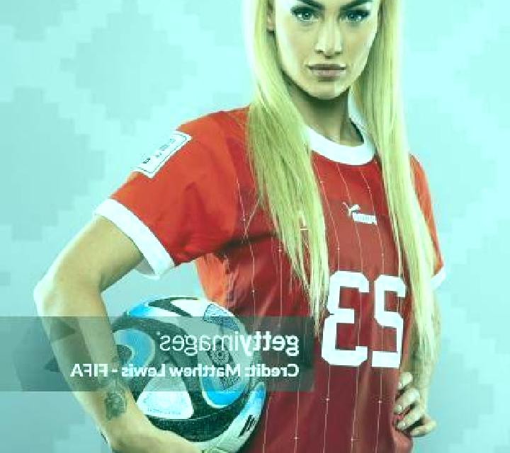 Laia 2 Atalaya escort