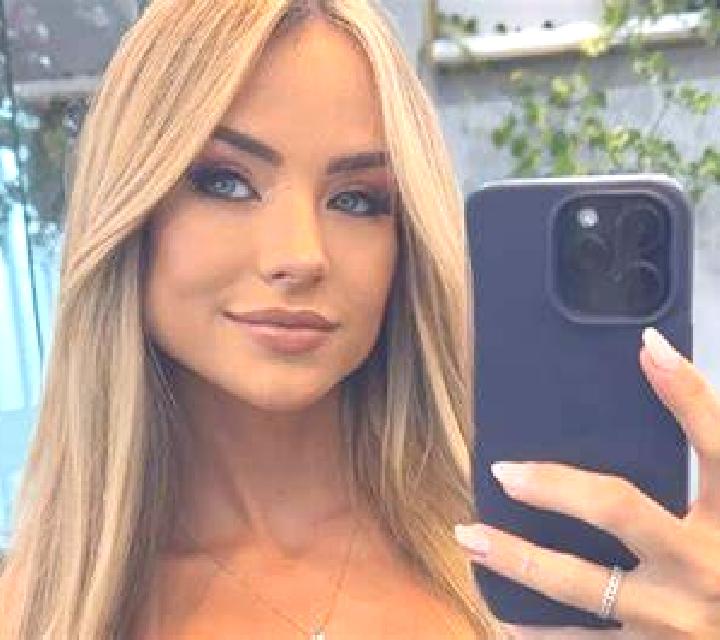 Laia Pozo-Canada escort