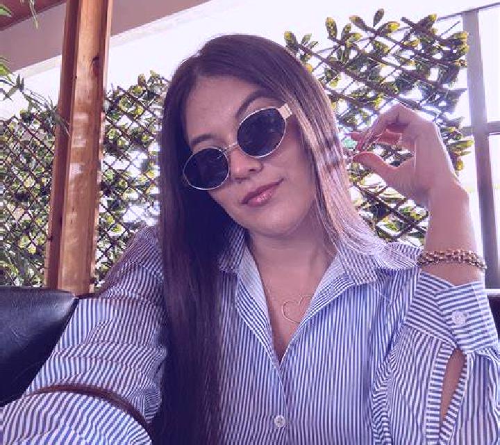 Lorena 3 Una escort