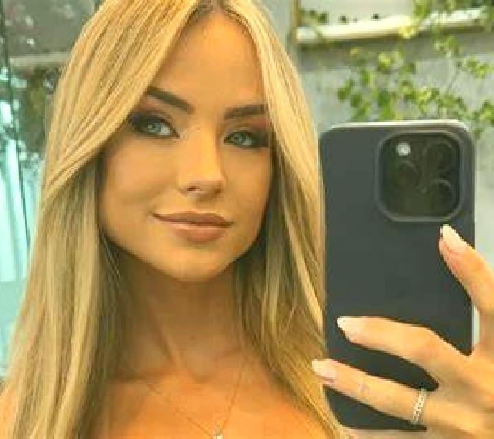 Lucía Cerralbo escort