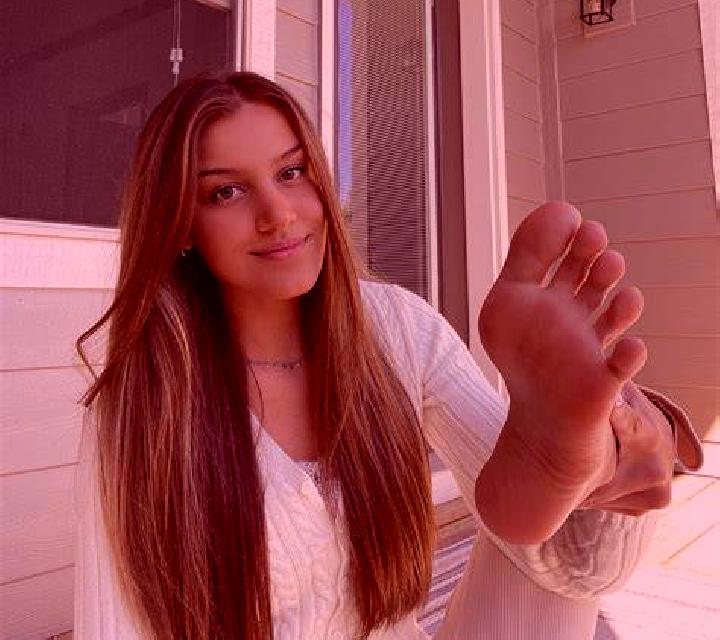Lucía Renedo escort