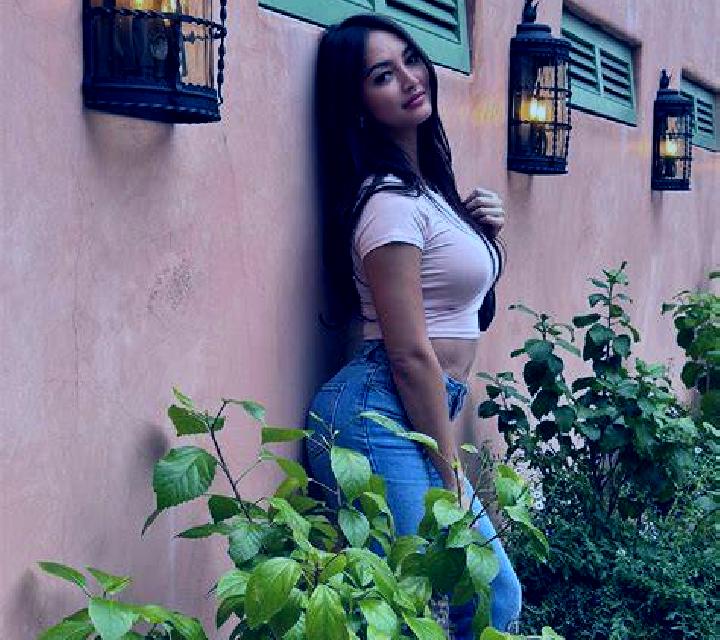 María 2 Samboal escort
