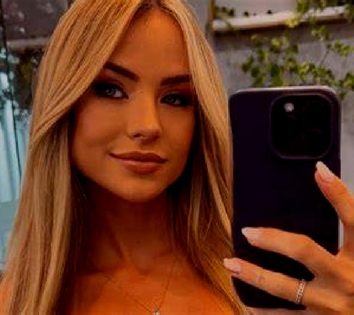 María 3 Benifallet escort