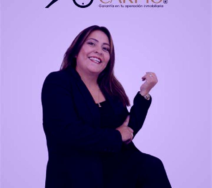 María Aspe escort