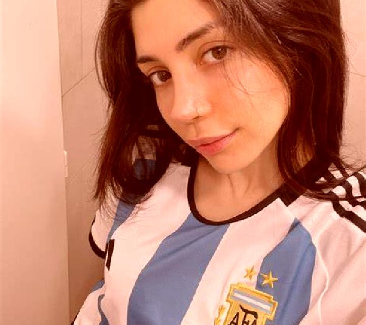 María Valverde escort
