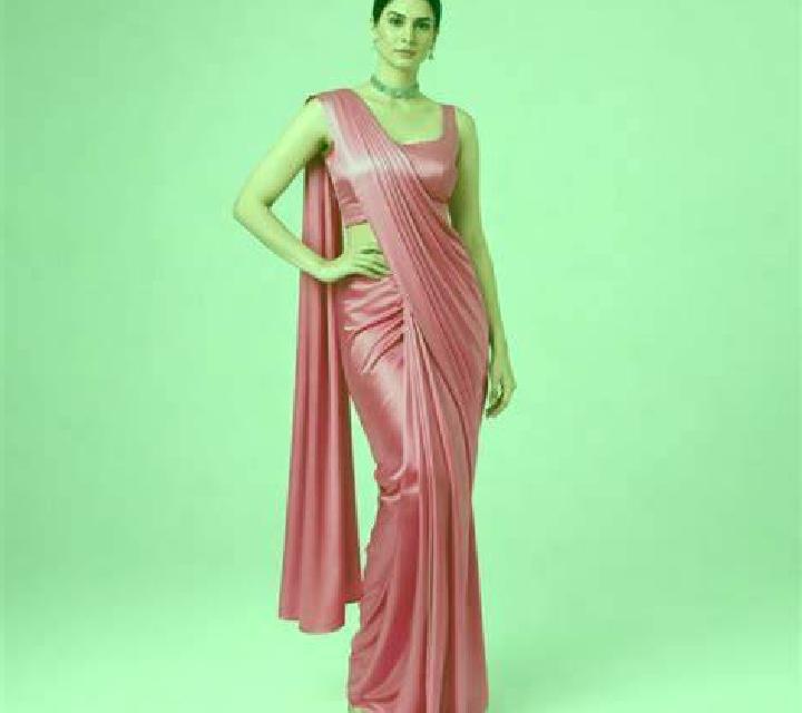 María Villaharta escort