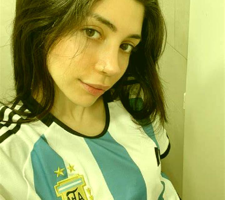 Marta 2 Canada escort