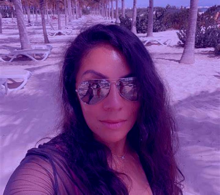 Marta 3 Velliza escort