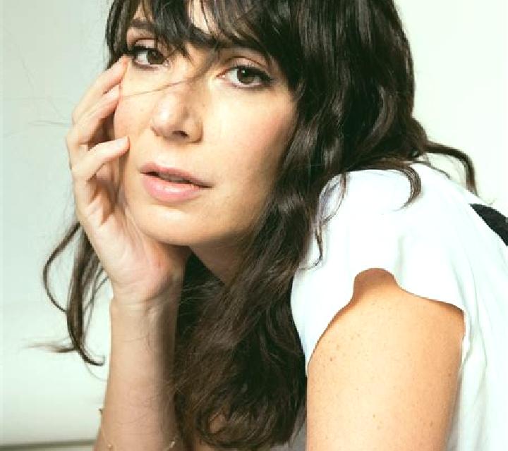 Marta Calders escort