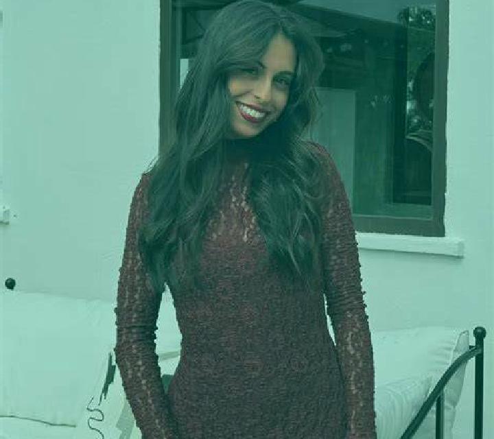 Marta Nivar escort