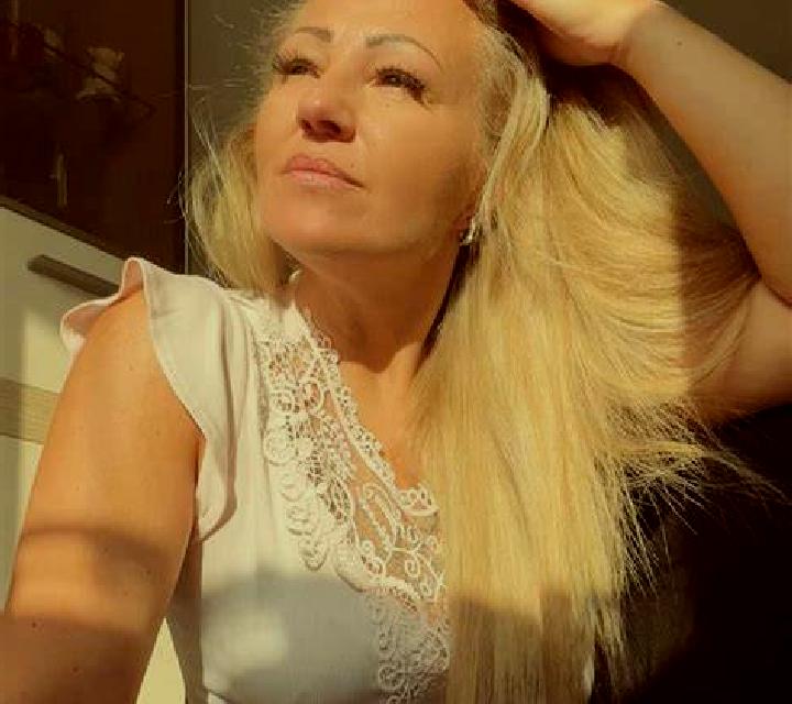 Martina Herreros de Suso escort