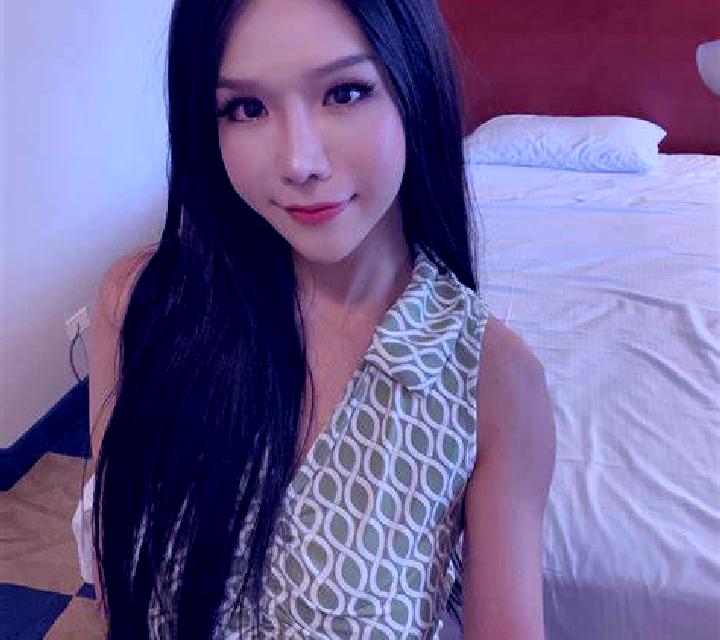 Miriam Benirredra escort
