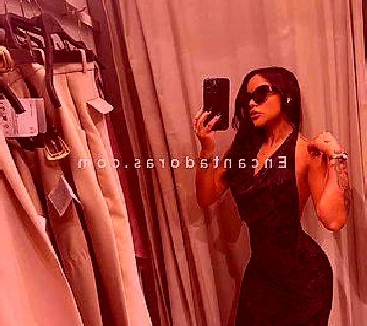 Miriam Buniel escort